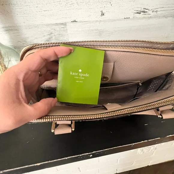 Blush Kate Spade purse. - Picture 4 of 7